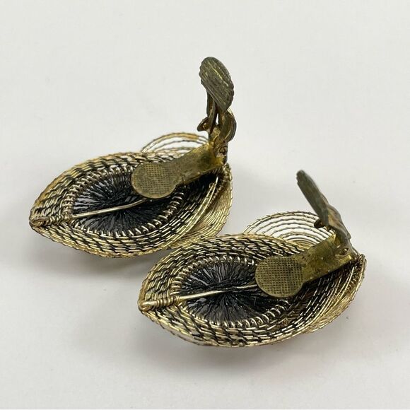 1950s Germany Gold-Tone Spun Wire Earrings Vintage Flower Leaf Statement Clip On - Picture 3 of 8